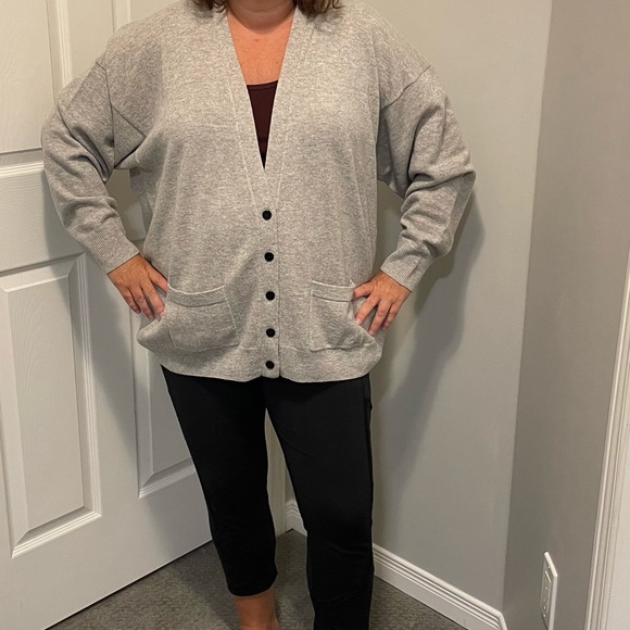 NAIF Sweaters - Naif boyfriend cardigan wool / cashmere